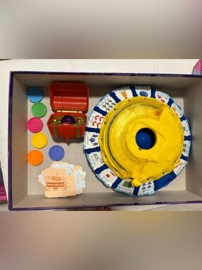 Cranium Cariboo island GOOd used condition